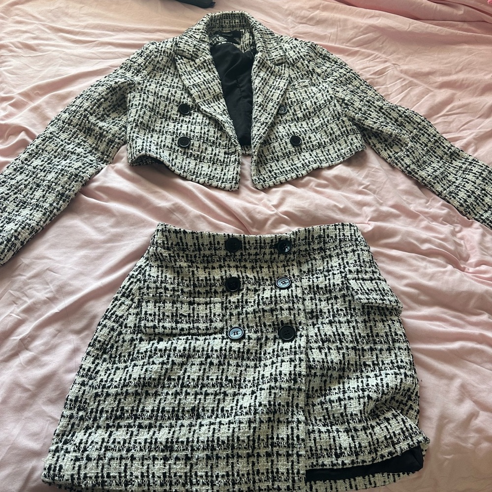Forever 21 plaid tweed cropped blazer set